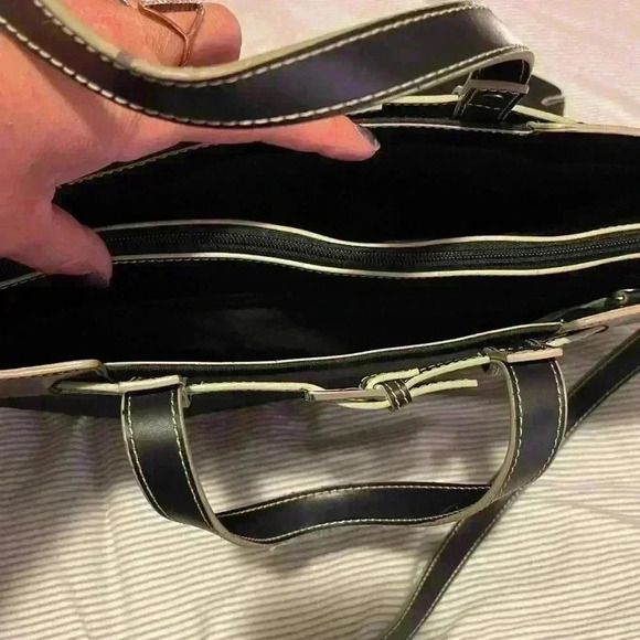 Etienne  Aigner purse - Picture 5 of 5